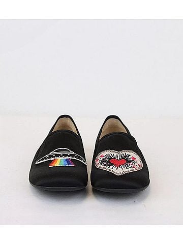 Gucci Unisex Children's Black Silk Flats w/Heart Icon 32/US .5 484976 1000 (view 2)