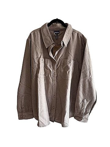 Patagonia Fjord Flannel Long Sleeve Button-Down Shirt (view 2)