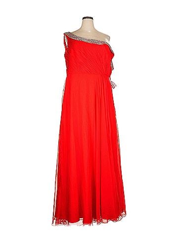 Mac Duggal Mac Duggal Plus Size Beaded Drop Shoulder Pleated Flowy Gown  Cocktail Dress (view 2)