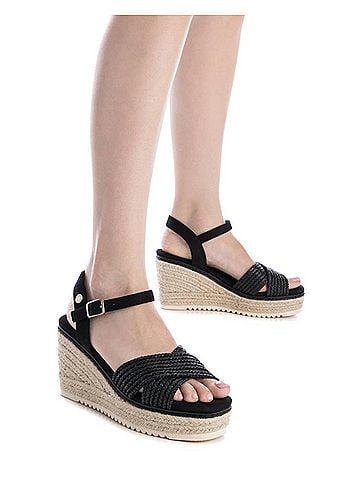 XTI Women's Refresh Wedge Sandals in Black (view 2)
