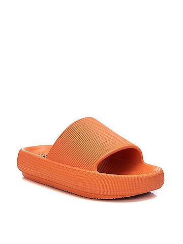 XTI Women's Rubber Flat Sandals in Orange (view 2)