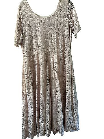 Suzanne Betro Cocktail Dress (view 2)