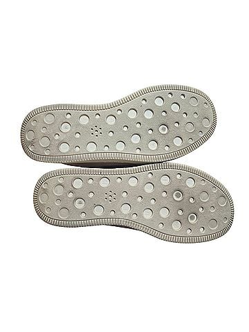 Atoms Model 001 Sneakers (view 2)