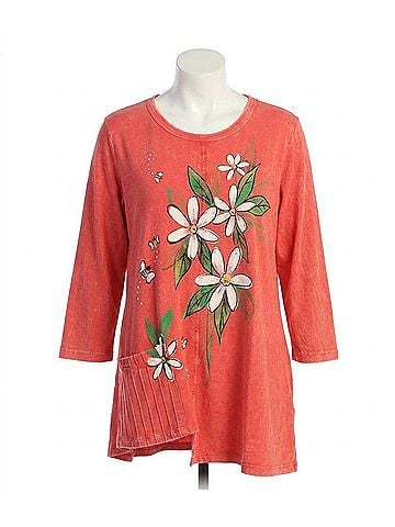 Jess & Jane Bee Free Mineral Washed Top in Red (view 1)