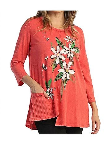 Jess & Jane Bee Free Mineral Washed Top in Red (view 2)