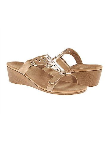 Vionic Women's Maggie Sandals (view 2)