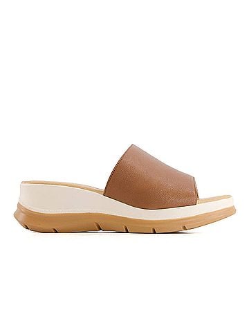 Andrea Women's Ultra Comfort Sandal (view 1)