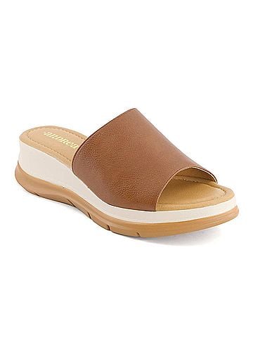 Andrea Women's Ultra Comfort Sandal (view 2)