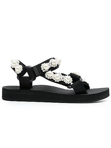 Arizona Love Women's Trekky Pearls Sandal (view 1)