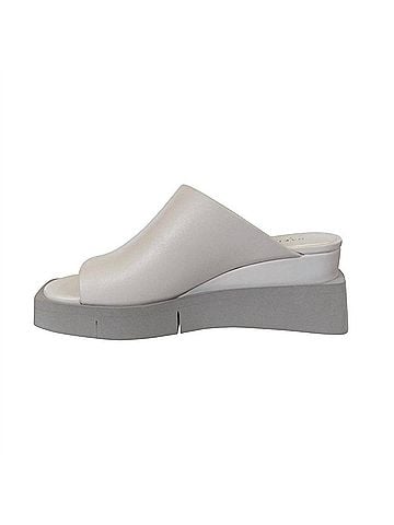Naked Feet Women‚Äö?Ñ??‚àö?ë‚àö¬•s Infinity Platform Sandal (view 2)