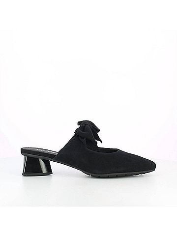 The Flexx Women's Stacey Sandal (view 1)