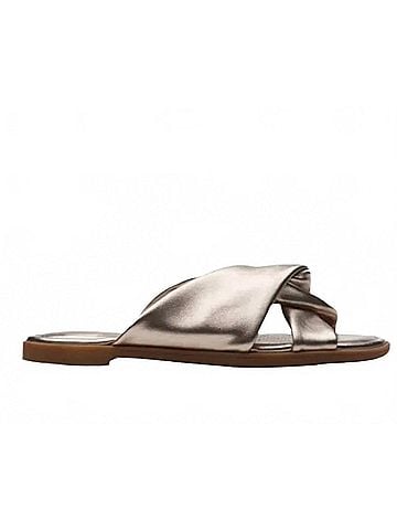 Clarks Women's Reyna Twist Sandal (view 1)