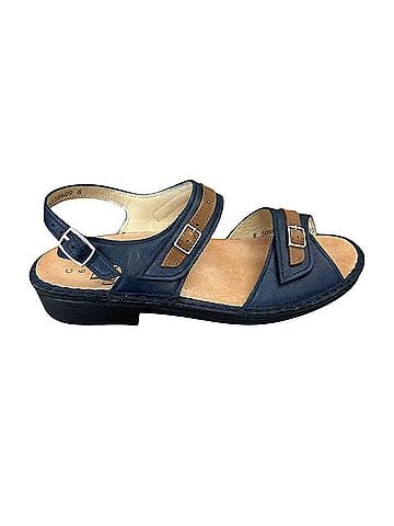 Finn Comfort Women's Sasso Sandal (view 1)