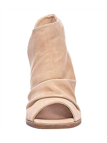 Chinese Laundry Women's Slip On Open Toe Heel (view 2)