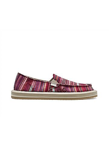 Sanuk Women's Donna St Slip On (view 1)