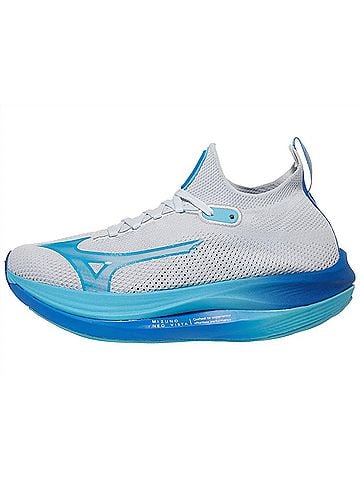 Mizuno Women's Neo Vista Running Shoes (view 2)