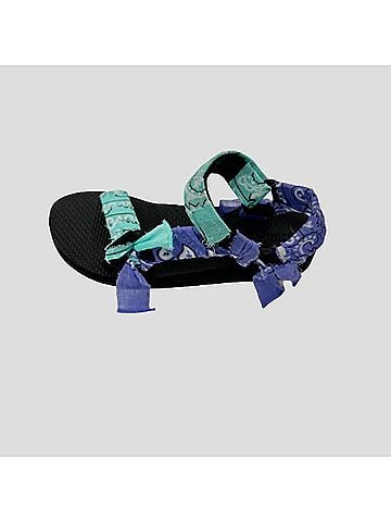 Arizona Love Women Trekky Bandana Sandal (view 2)