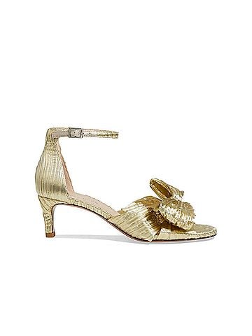 Pelle Moda Women's Tika Low Heel Sandals in Light Gold (view 1)