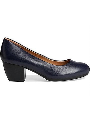 Comfortiva Women's Amora Pump - Medium in Peacoat Navy (view 1)
