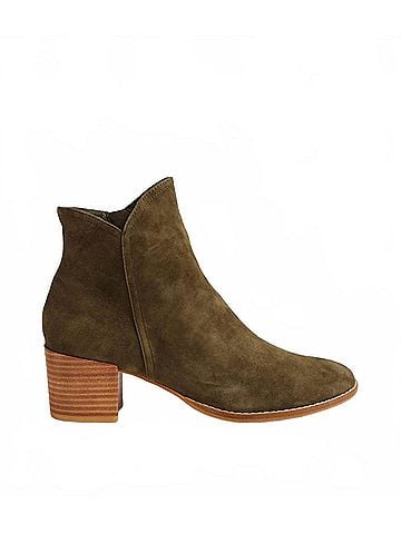Django & Juliette Women's Mockas Ankle Boots in Olive Suede (view 1)