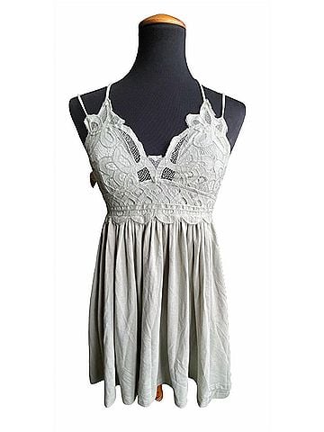 Zenana Lace Bust Hilo Cami in White (view 1)