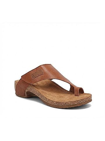 Taos Women's Loop Sandal in Brandy (view 1)