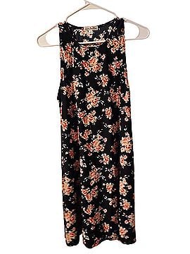 Nine Britton Women's Clothing On Sale Up To 90% Off Retail | ThredUp