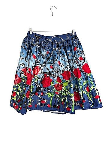 Unique Vintage Beauty and the Beast Rose Print Skater Skirt Casual Skirt (view 2)