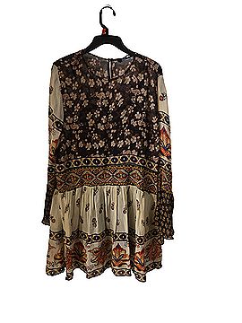 Zara Women's Fit And Flare Dresses On Sale Up To 90% Off Retail | ThredUp Zara Women's Fit And Flare Dresses On Sale Up To 90% Off Retail | ThredUp
