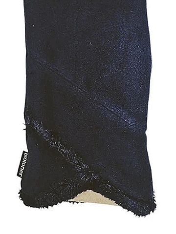 Isotoner Women's Smartdri Fleece Gloves With Overlap Wrist (view 2)