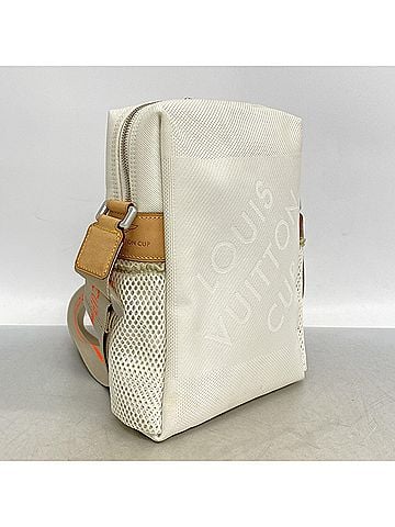 Louis Vuitton Louis Vuitton Damier Géant Cup Weatherly Shoulder Bag M80637 White Men's (view 2)
