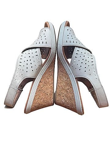 Cobb Hill Wedges (view 2)