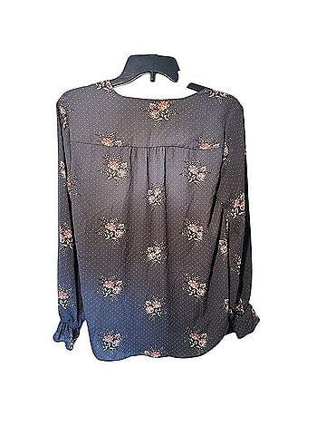 Tahari Long Sleeve Blouse (view 2)