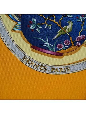 Hermès Hermes Vintage Silk Scarf Carre 90 (view 2)