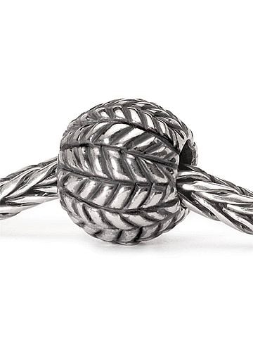 Trollbeads Women's Sweater Bead Charm in Silver (view 1)