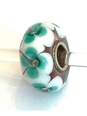 Trollbeads Women's Universal Charm Bead in Unique Light Pink/White With Aqua Flowers (view 1)