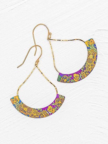 Holly Yashi Women's Botanical Bliss Earrings in Sunrise Gold (view 1)