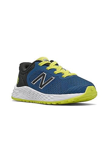 New Balance Toddlers' Arishi V2 Sneaker in Oxygen Blue Sulphur Yellow (view 2)