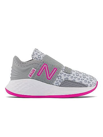 New Balance Kid's Roav Slip-On Sneaker in Moon Dust (view 2)