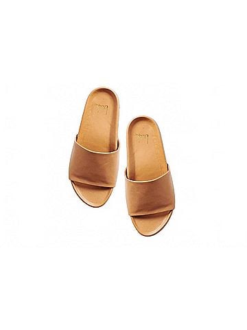 Beek.. Women's Pelican Leather Platform Sandal in Honey (view 2)