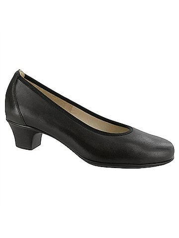 SAS Women's Milano Pumps in Black (view 1)