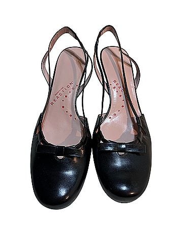 Kenneth Cole REACTION Flats (view 1)