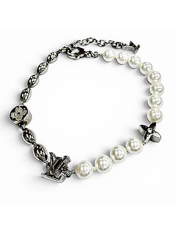 Louis Vuitton LOUIS VUITTON M1556A Pearl Fusion LV Logo Chain Bracelet, Silver/White, Men's/Women's Accessory (view 1)