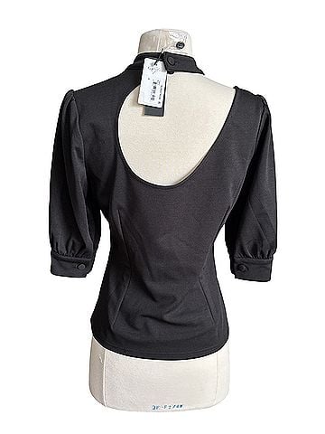 Gracia Short Sleeve Blouse (view 2)
