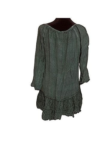 The Pyramid Collection 3/4 Sleeve Top (view 2)
