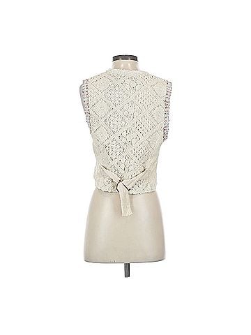 Miss Me Sleeveless Button-Down Shirt (view 2)