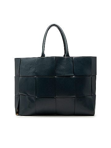 Bottega Veneta Large Leather Intrecciato The Arco Tote (view 1)