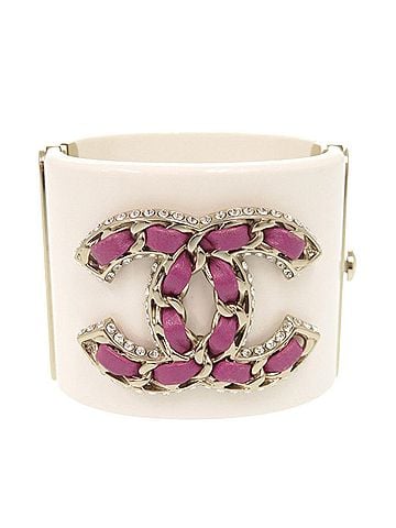 Chanel Excellent condition Chanel Coco Mark plastic metal rhinestone white bangle bracelet 1529CHANEL (view 1)