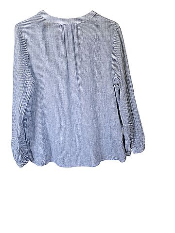 Old Navy Long Sleeve Button-Down Shirt (view 2)