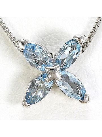 Unbranded 18K (18-karat white gold) necklace with aquamarine, total weight 1.5g, 40cm length, jewelry. (view 1)